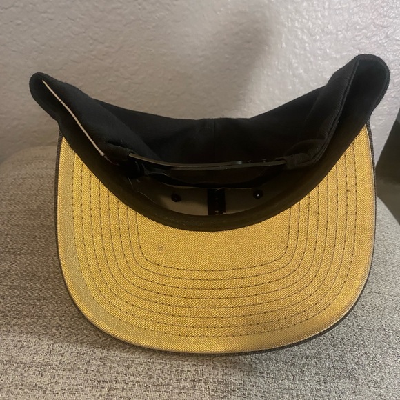 Houston Rockets SnapBack (Official Mitchell & Ness) - Picture 2 of 8